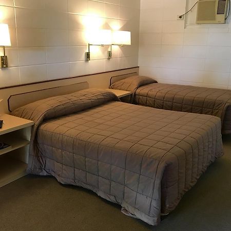 Cairns Motor Inn Esterno foto